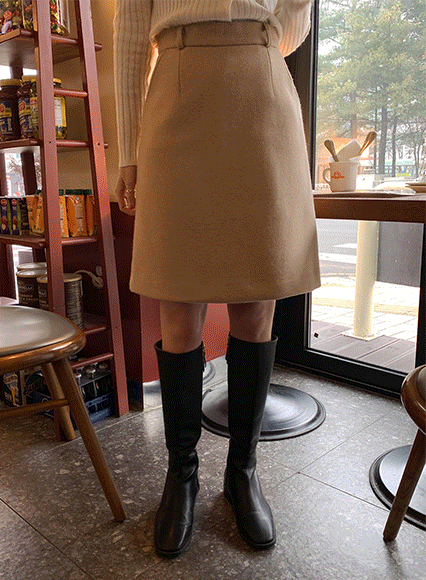 위스 미디 skirt (wool 70%)